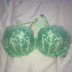 VS PINK beautiful push up bra